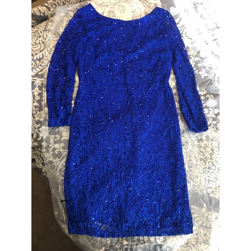 Marina, Blue lace and sequined party dress